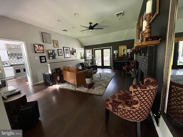 $987,990 | 6 Brookside Drive, Medford, NJ 08055