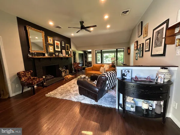 $987,990 | 6 Brookside Drive, Medford, NJ 08055