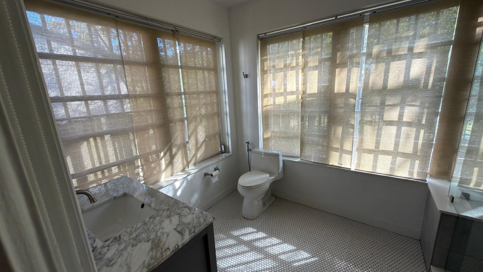 175 Southwest 25th Road Miami, FL 33129 - Photo 17 of 23 PHOTO-2026-05-01-09-56-46 (8)