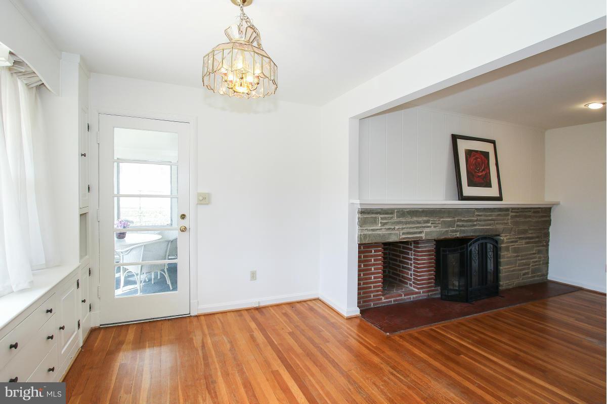 6104 River Road Bethesda, MD 20817 - Photo 11 of 30 Dining Room