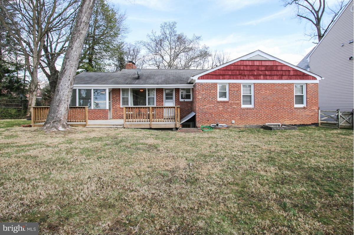 6104 River Road Bethesda, MD 20817 - Photo 30 of 30 Exterior (Rear)