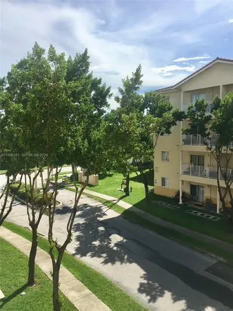 $2,600 | 6930 Northwest 179th Street, Unit 3078, Hialeah, FL 33015