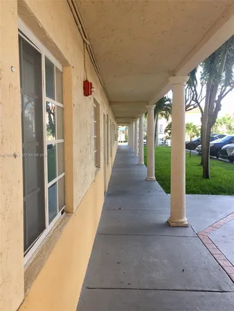 $2,600 | 6930 Northwest 179th Street, Unit 3078, Hialeah, FL 33015