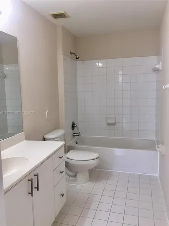 $2,600 | 6930 Northwest 179th Street, Unit 3078, Hialeah, FL 33015
