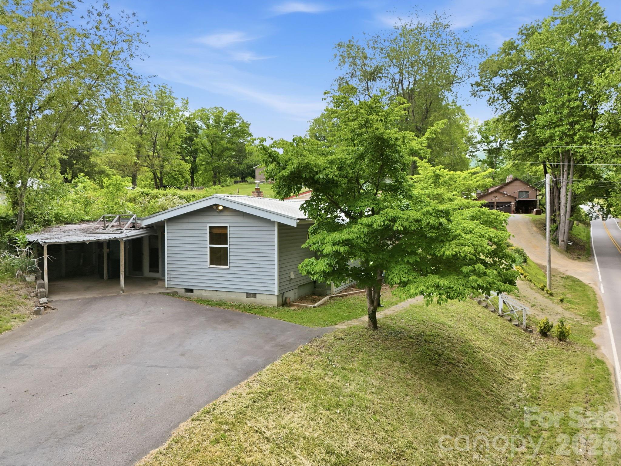 3383 Thickety Road Clyde, NC 28721 - Photo 3 of 44