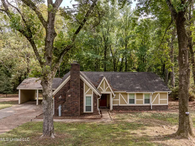 $262,500 | 113 Brookside Drive, Senatobia, MS 38668