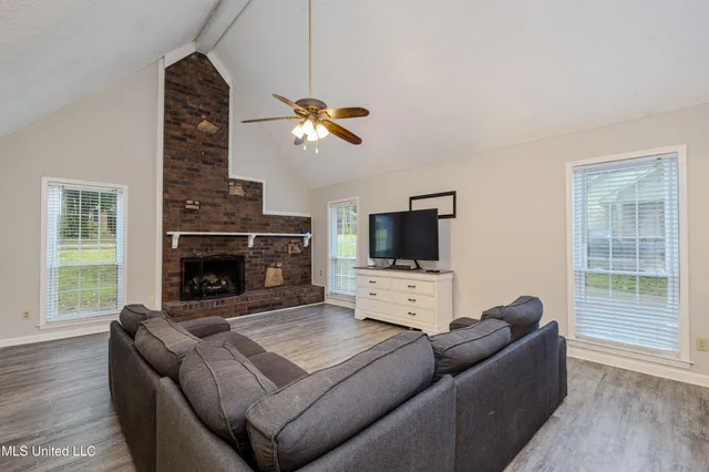 $262,500 | 113 Brookside Drive, Senatobia, MS 38668