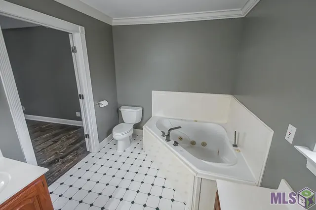 $530,000 | 6168 Brewerton Road, Gonzales, LA 70737