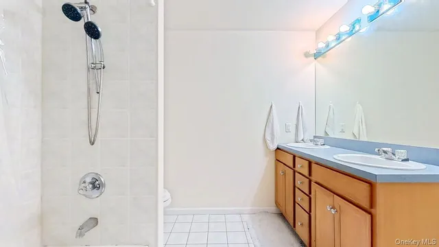 $835,000 | 9 Prestwick Drive, Monroe, NY 10950