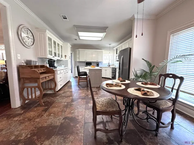 $315,000 | 12238 South Milstead Place, Baton Rouge, LA 70818