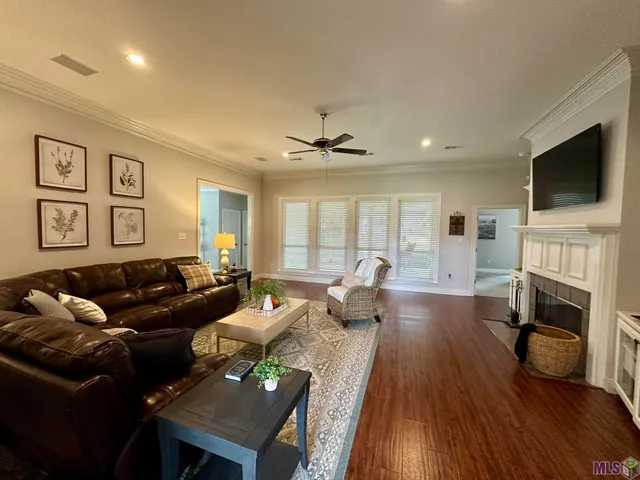 $315,000 | 12238 South Milstead Place, Baton Rouge, LA 70818