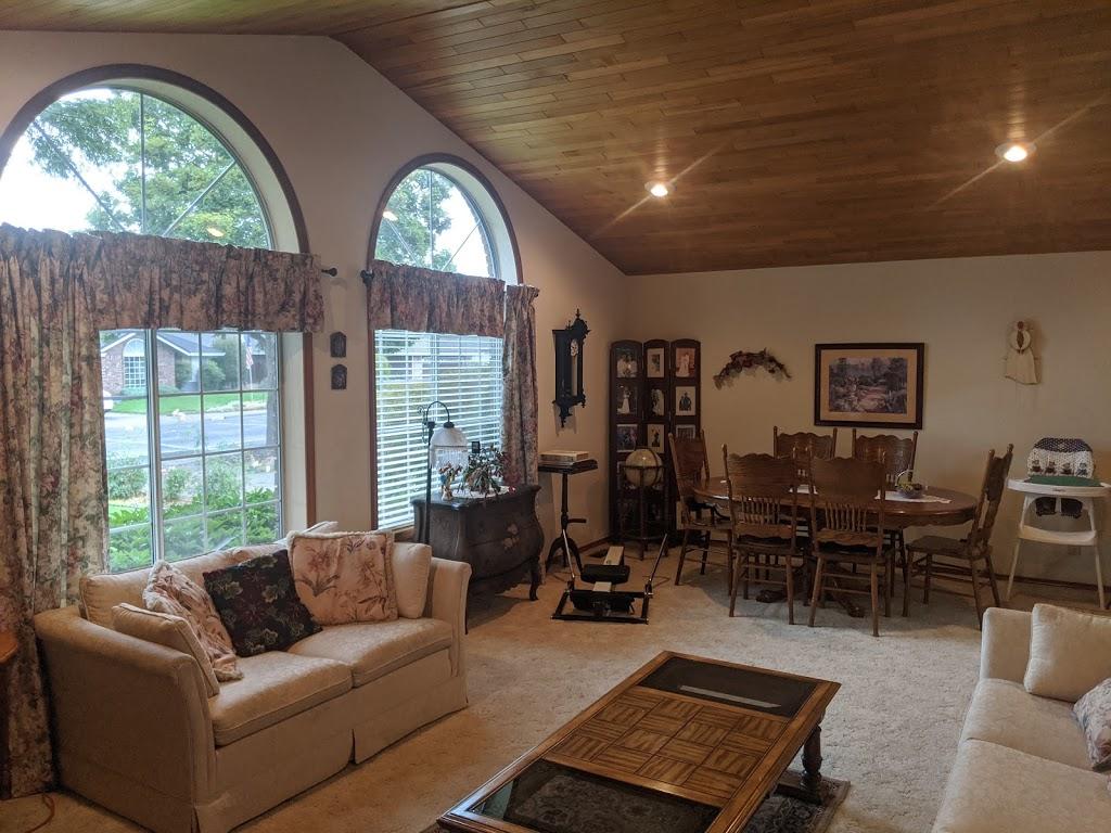 451 Brandon Street Central Point, OR 97502 - Photo 5 of 18 IMG_20200924_085610