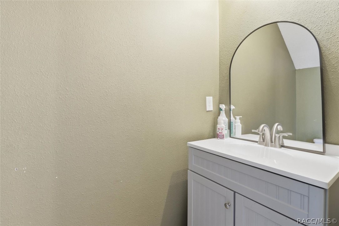 2934 West Higgins Place Dunnellon, FL 34433 - Photo 19 of 46 1/2 bath down stairs
