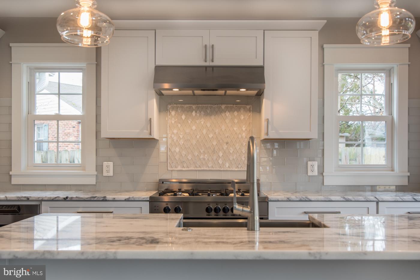 2008 Shenandoah Road Alexandria, VA 22308 - Photo 6 of 29 Custom Tile Backsplash and Gas Range with Hood