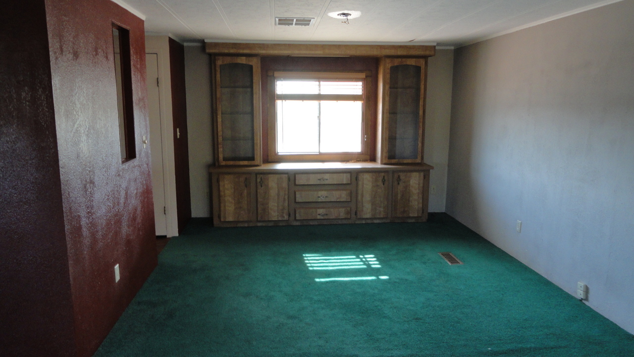 472 North Acacia Road Apache Junction, AZ 85119 - Photo 4 of 8 Dining Room