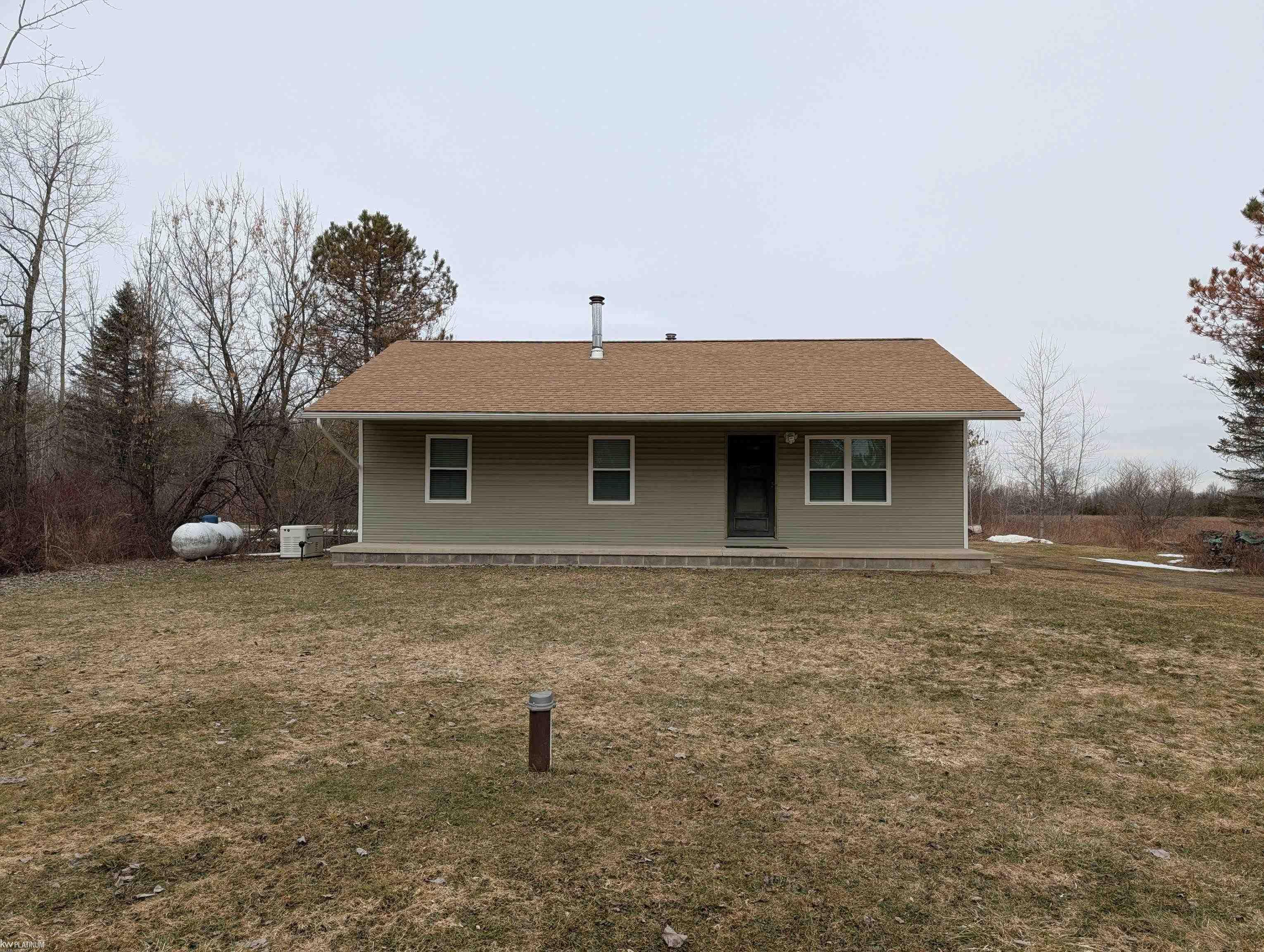9072 Green Road Goodells, MI 48027 - Photo 4 of 73
