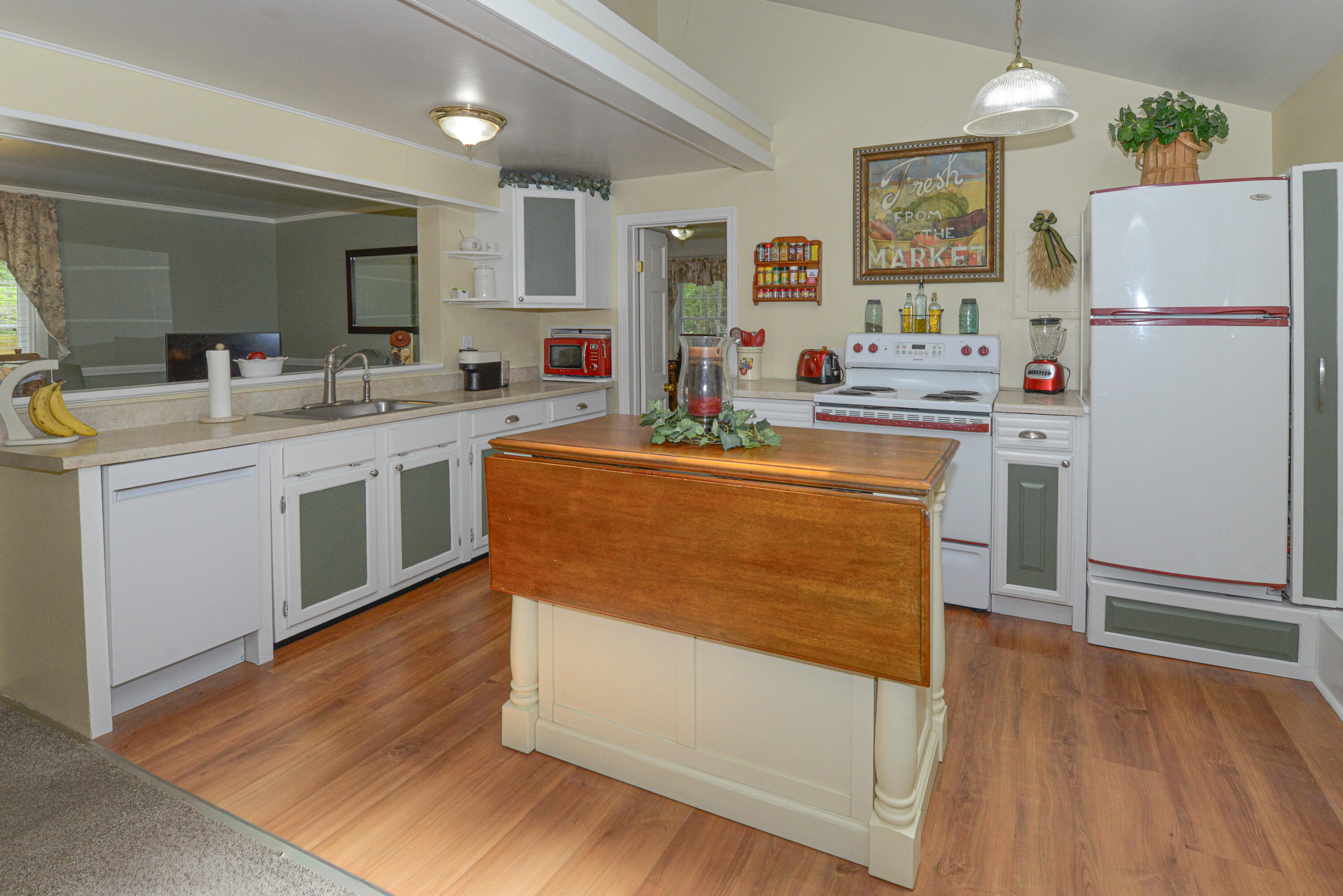 32 Middle Ridge Road Bridgton, ME 04009 - Photo 15 of 47 32 middle road-19