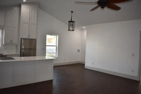 $1,675 | 1216 West Nelson Street, Denison, TX 75020