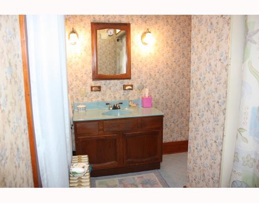 4044 Franklin Road Observatory Hill, PA 15214 - Photo 11 of 16 Master Bath/Spa. Treasured "antique" style vanity and mirror enhance the beauty of this lavish bath.
