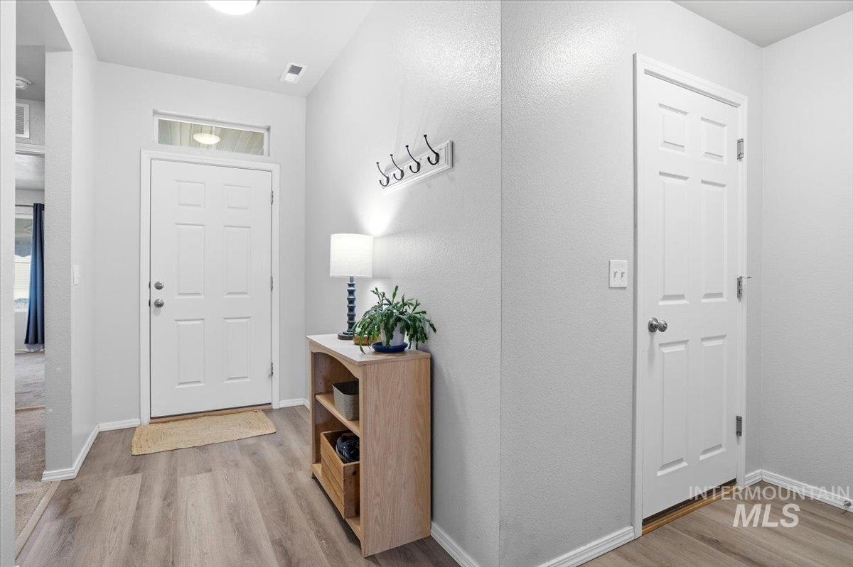 16610 Corrine Avenue Caldwell, ID 83607 - Photo 2 of 31