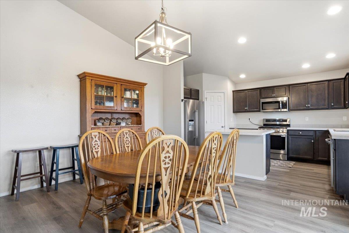 16610 Corrine Avenue Caldwell, ID 83607 - Photo 7 of 31