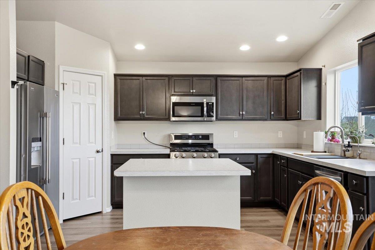 16610 Corrine Avenue Caldwell, ID 83607 - Photo 10 of 31