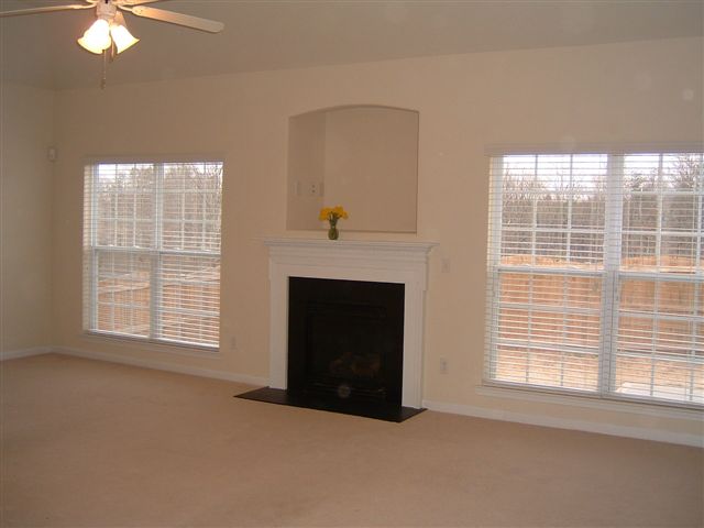 806 Center Road Taylors, SC 29687 - Photo 3 of 14 Gallery Image 3