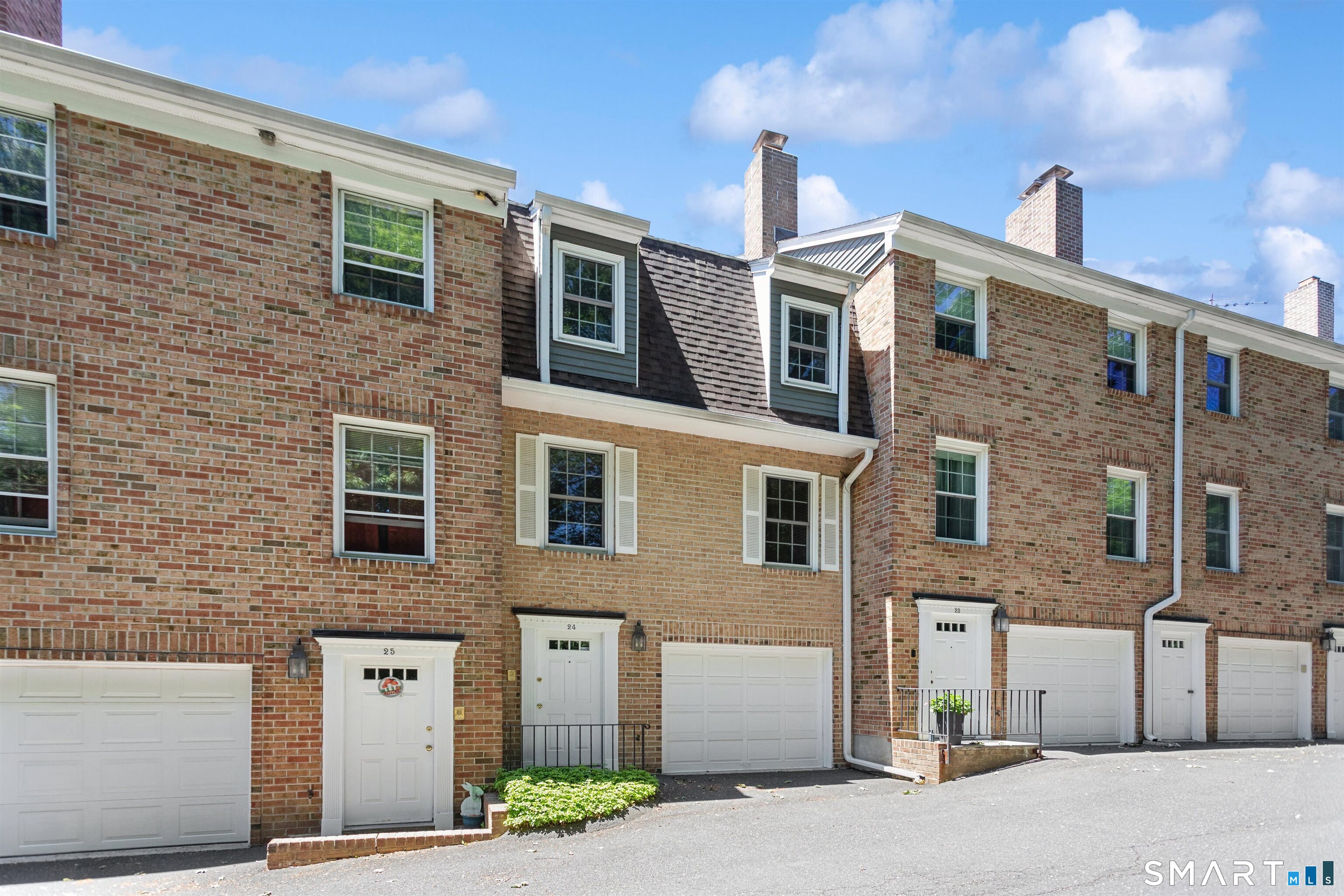 3 Valley View Road, Unit 24 Norwalk, CT 06851 - Photo 32 of 37