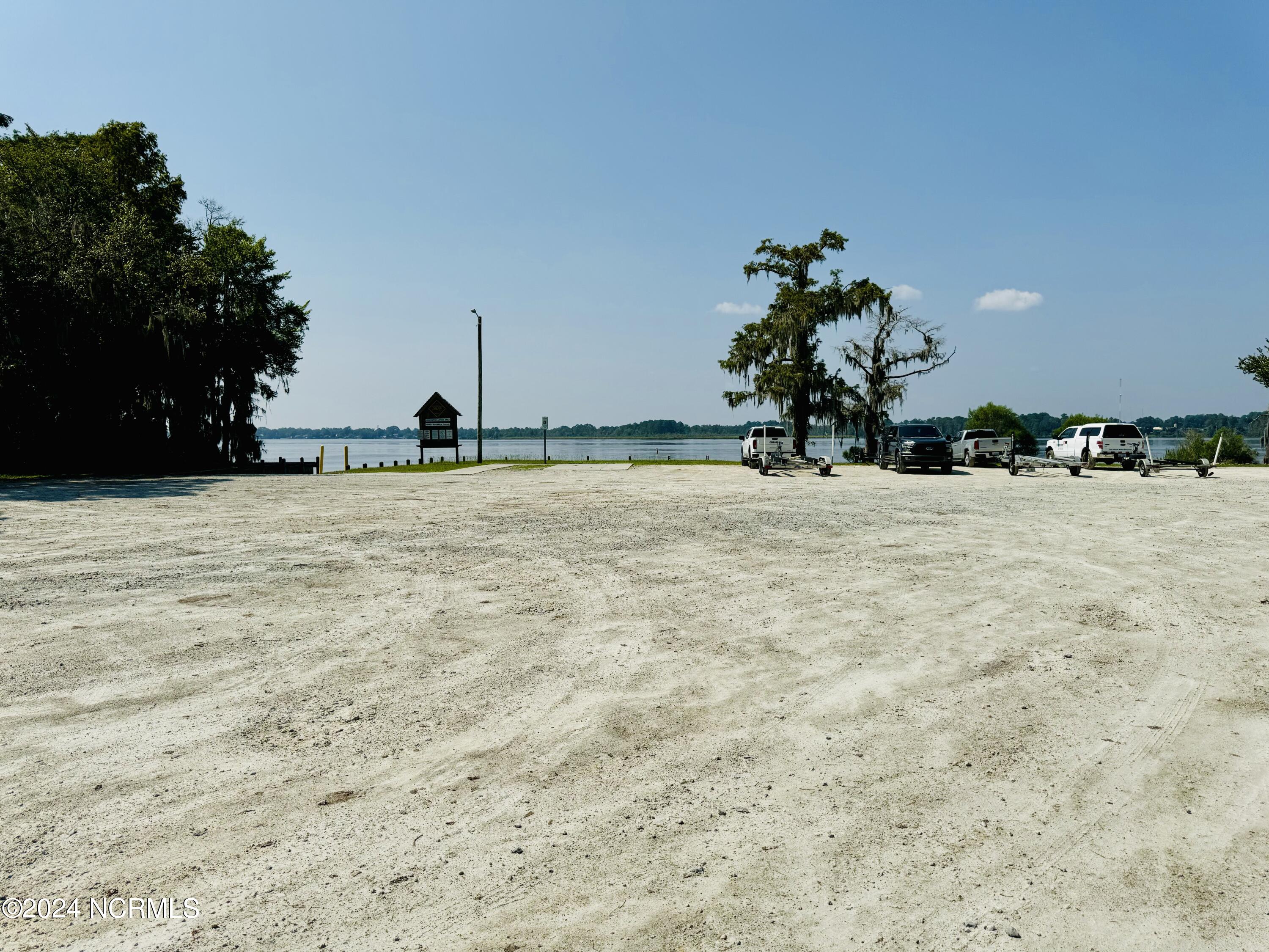 6016 Linson Road New Bern, NC 28560 - Photo 39 of 44 Bridgeton Boat Ramp