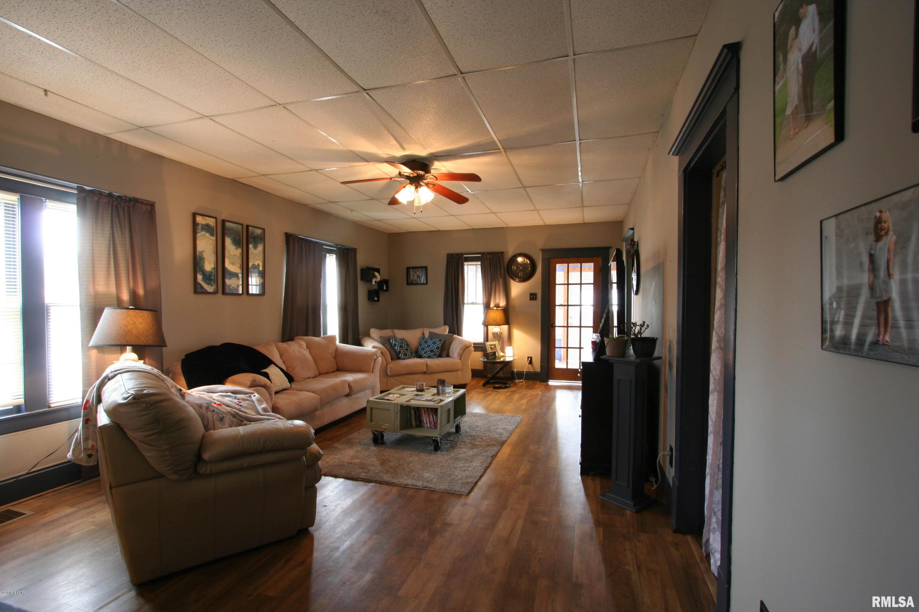 807 Trolley Road Eldorado, IL 62930 - Photo 3 of 12 Gallery Image 3