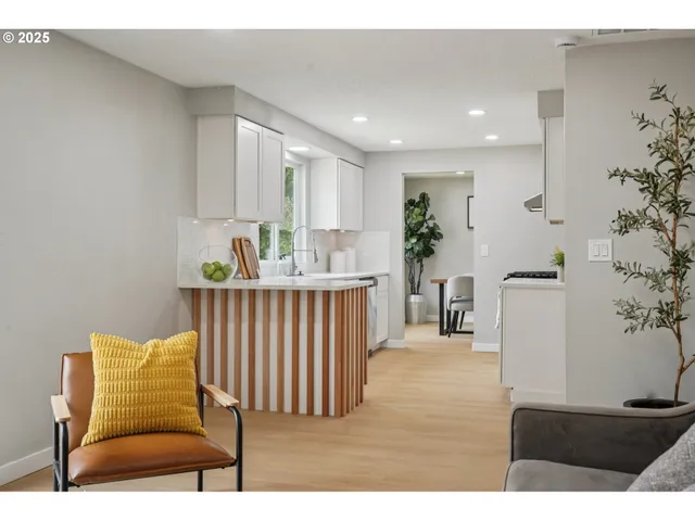 $559,000 | 208 Northeast 106th Street, Vancouver, WA 98685