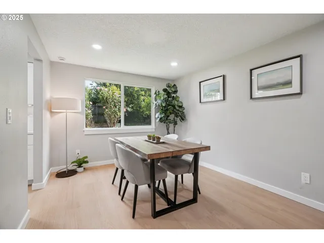 $559,000 | 208 Northeast 106th Street, Vancouver, WA 98685