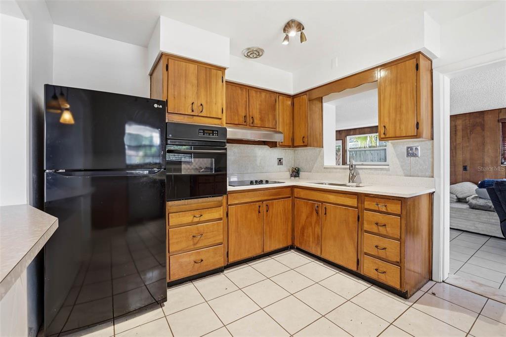 2112 West Orient Street Tampa, FL 33607 - Photo 7 of 23