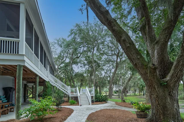 $1,850,000 | 7805 Russell Creek Road, Edisto Island, SC 29438