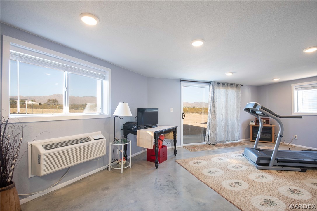 3592 Aguila Road Golden Valley, AZ 86413 - Photo 13 of 49