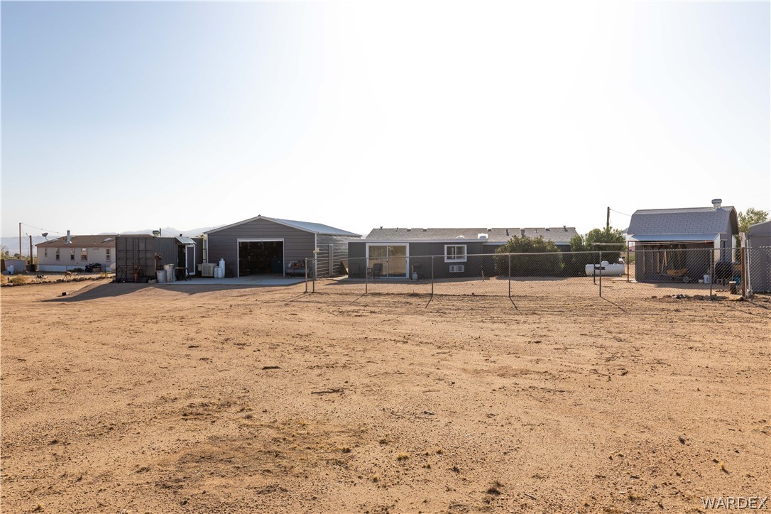 3592 Aguila Road Golden Valley, AZ 86413 - Photo 20 of 49