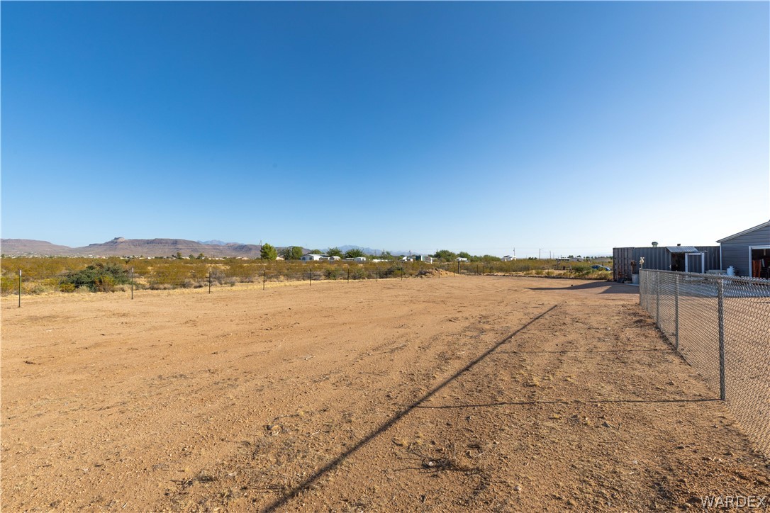 3592 Aguila Road Golden Valley, AZ 86413 - Photo 21 of 49