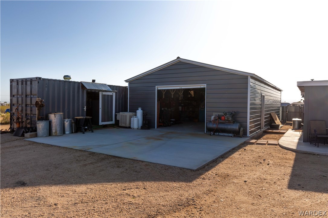3592 Aguila Road Golden Valley, AZ 86413 - Photo 22 of 49