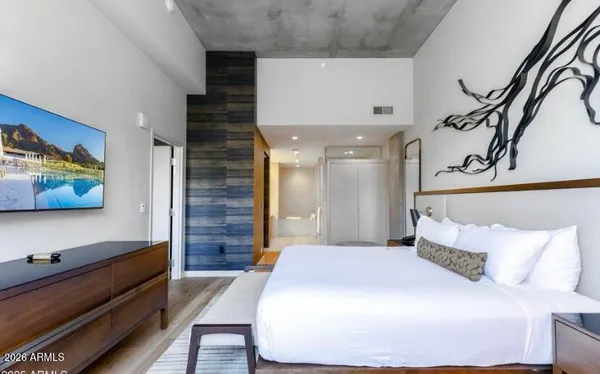 $1,250,000 | 5455 East Lincoln Drive, Unit 2001, Paradise Valley, AZ 85253