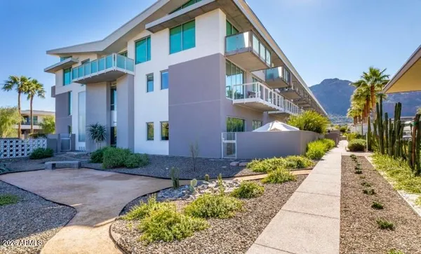 $1,250,000 | 5455 East Lincoln Drive, Unit 2001, Paradise Valley, AZ 85253