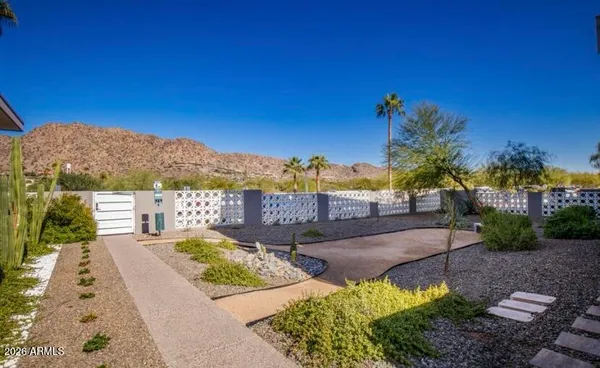$1,250,000 | 5455 East Lincoln Drive, Unit 2001, Paradise Valley, AZ 85253
