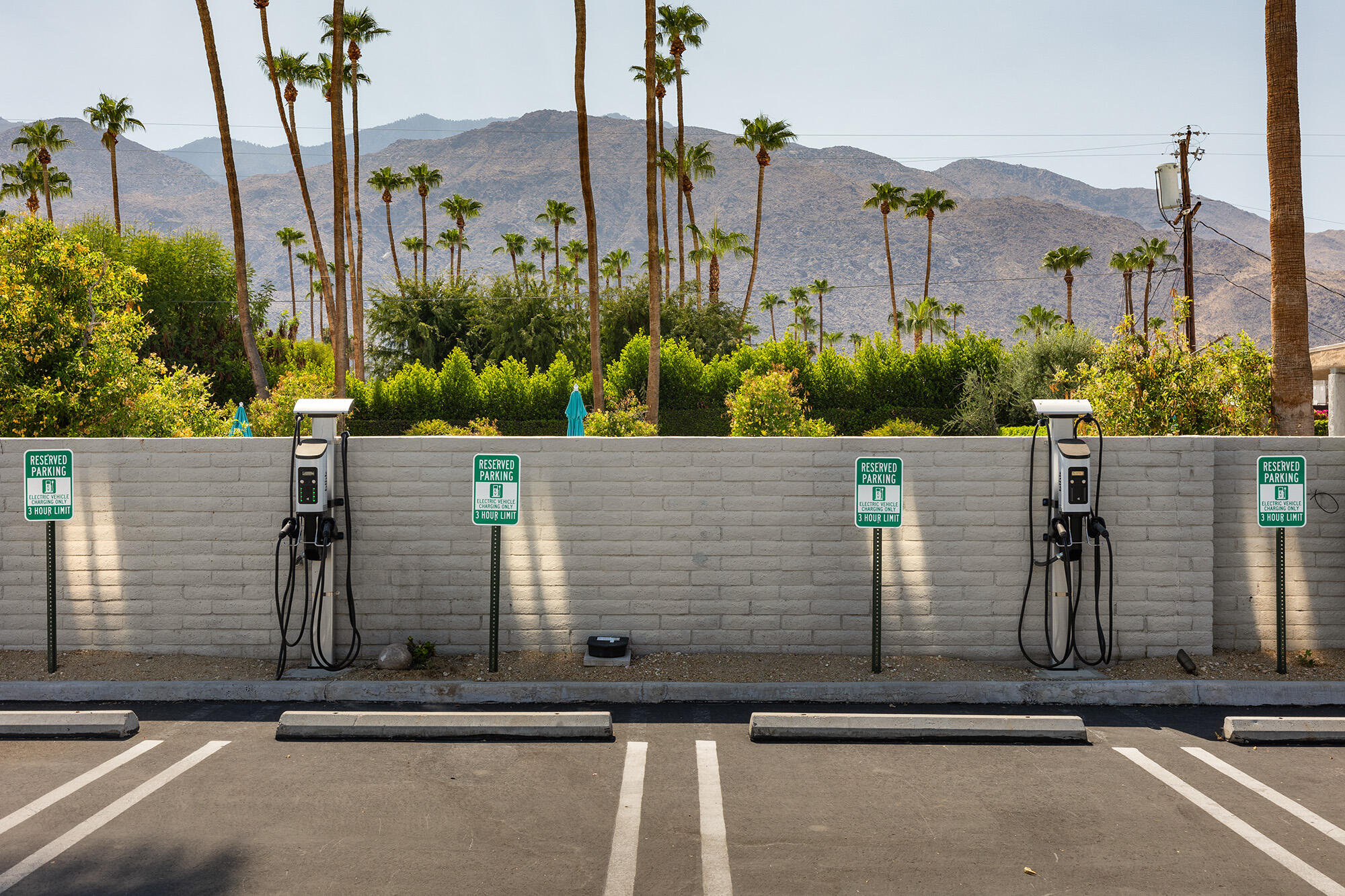 1111 East Ramon Road, Unit 78 Palm Springs, CA 92264 - Photo 23 of 23 EV chargers Web