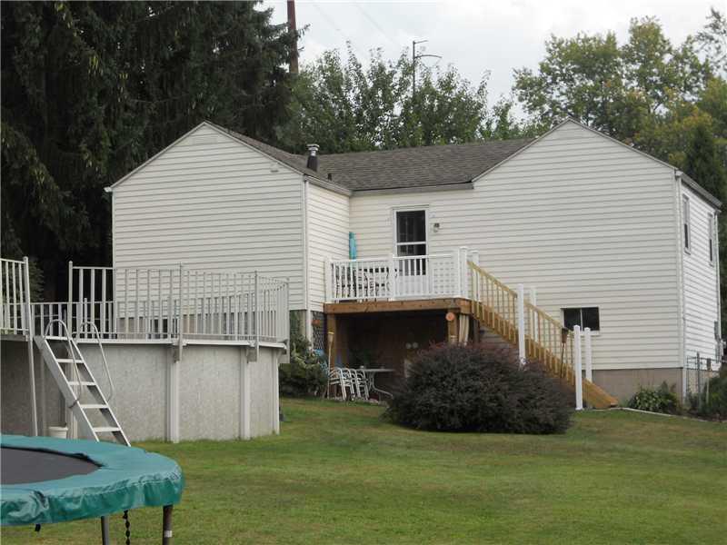 1251 Rinaldi Street Verona, PA 15147 - Photo 10 of 14 Exterior Back.