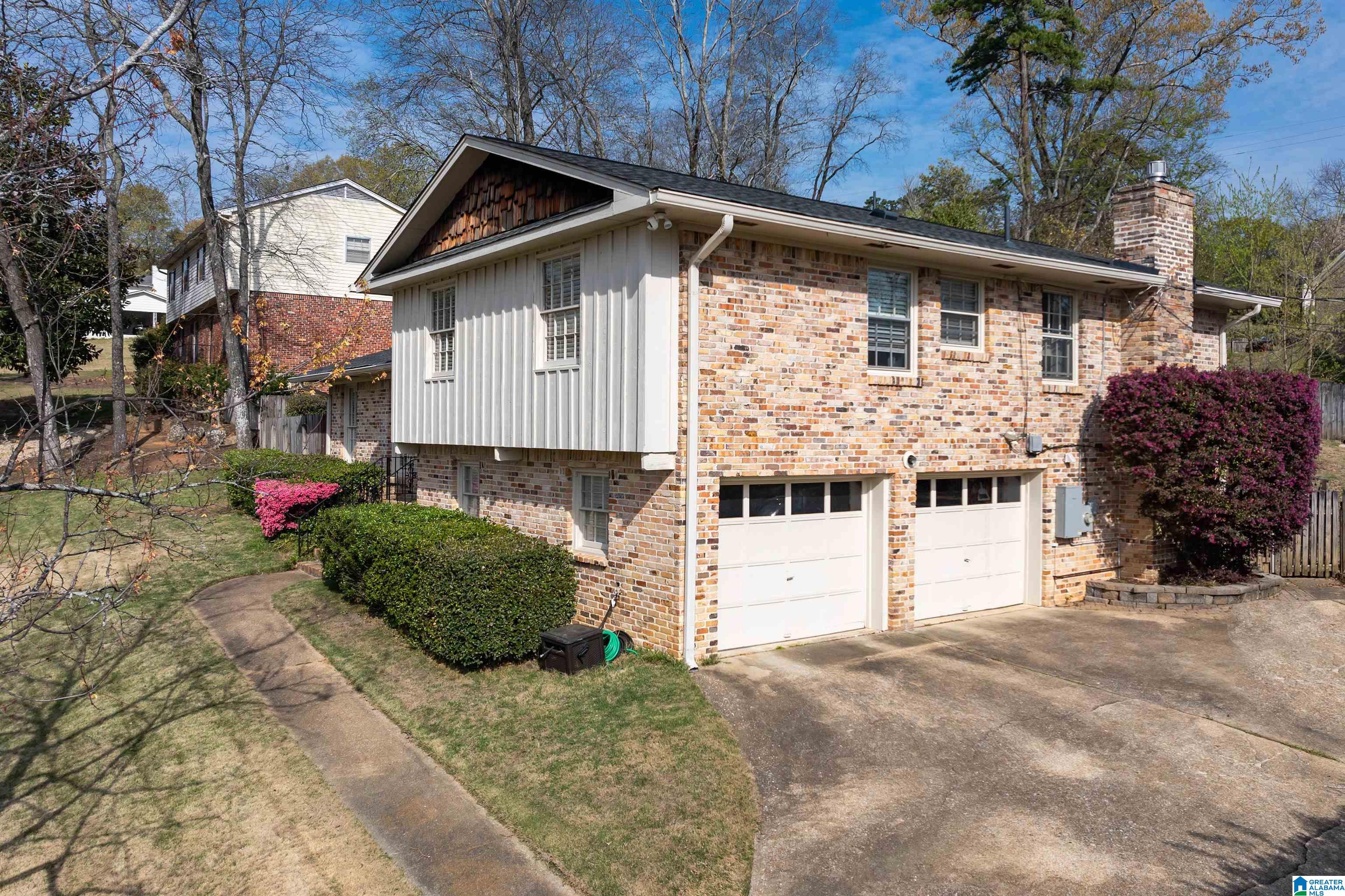 3756 Crestbrook Road Birmingham, AL 35223 - Photo 4 of 27