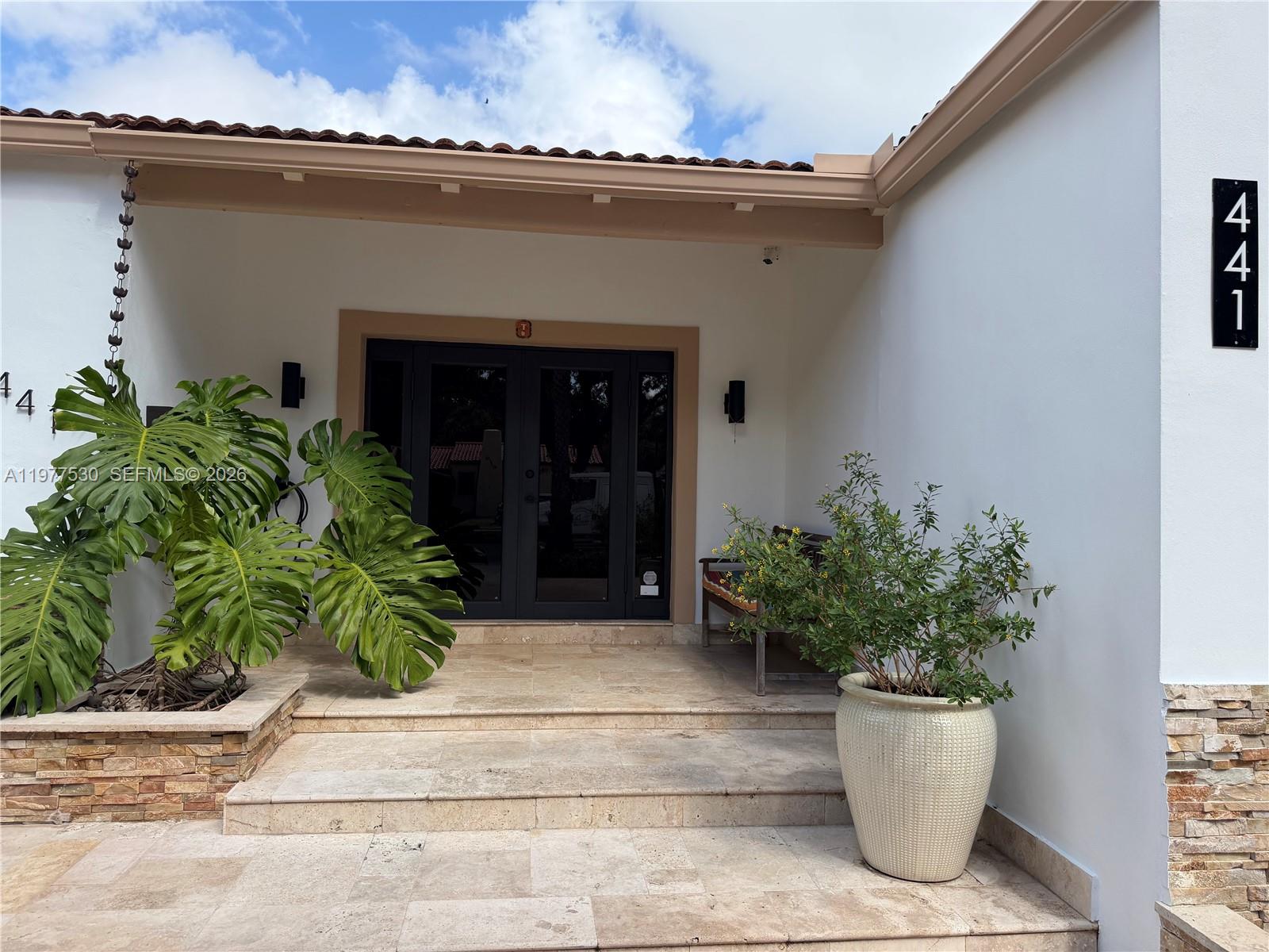 441 Southwest 27th Road Miami, FL 33129 - Photo 3 of 43 Gallery Image 3