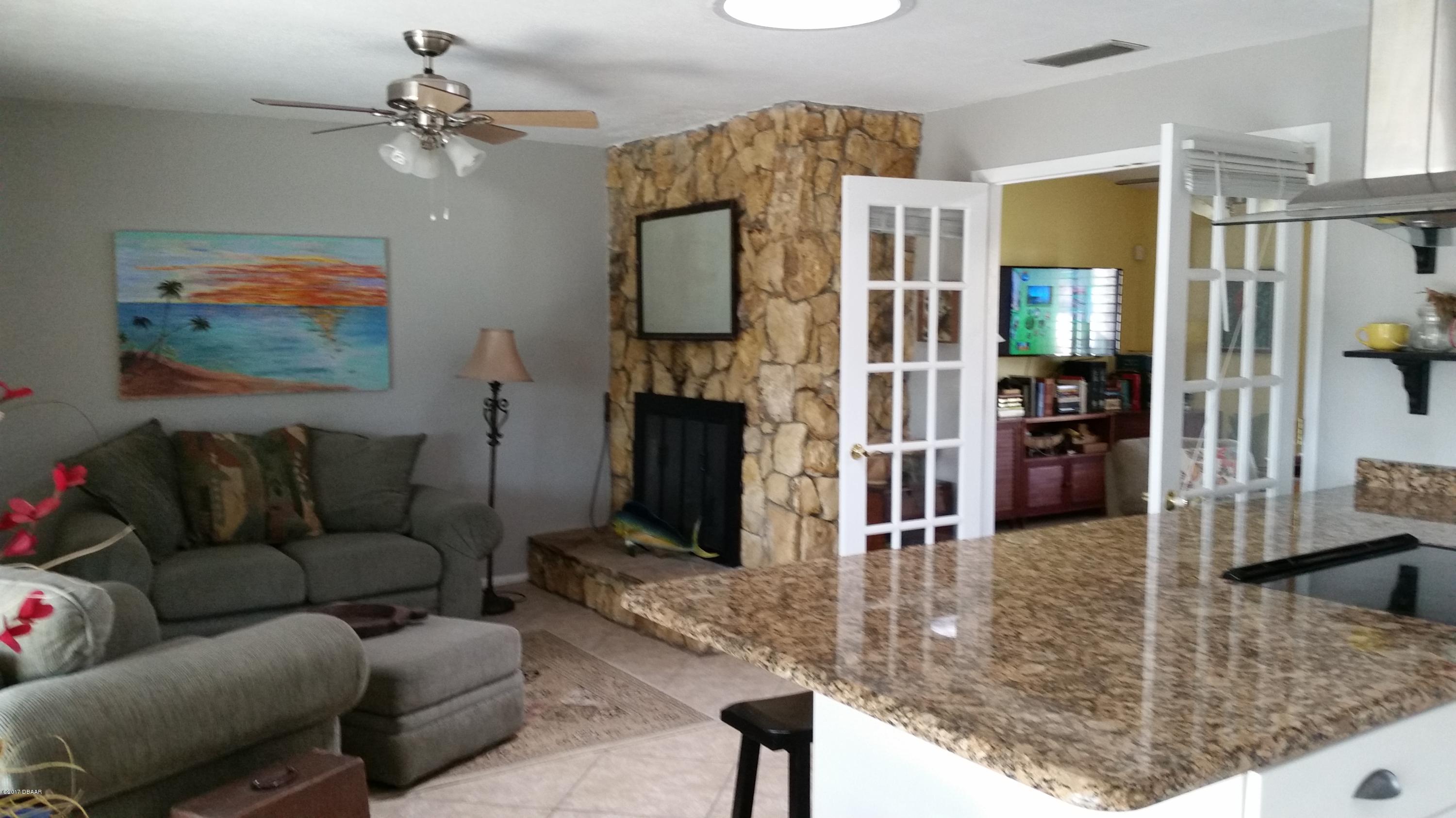 121 Marie Drive Ponce Inlet, FL 32127 - Photo 15 of 22 Family Room