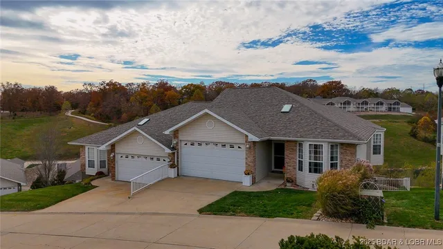 $450,000 | 5183 Vicus Castri, Osage Beach, MO 65065