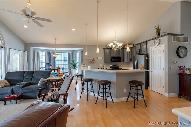 $450,000 | 5183 Vicus Castri, Osage Beach, MO 65065