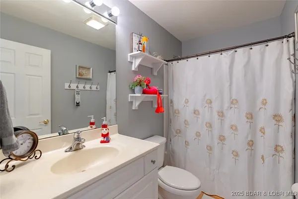 $450,000 | 5183 Vicus Castri, Osage Beach, MO 65065