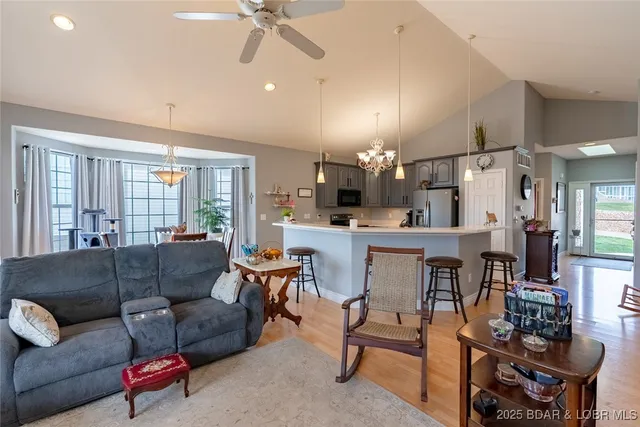 $450,000 | 5183 Vicus Castri, Osage Beach, MO 65065